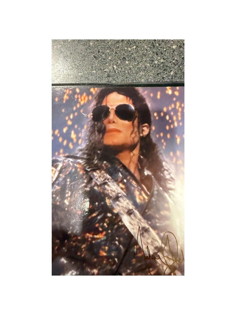 Michael Jackson Memorabilia photo frame - Picture 5 of 5